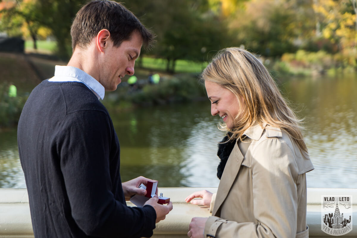 Bowbridge Surprise Wedding proposal, photographer Vlad Leto