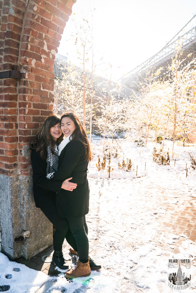 engagement by brooklyn bridge