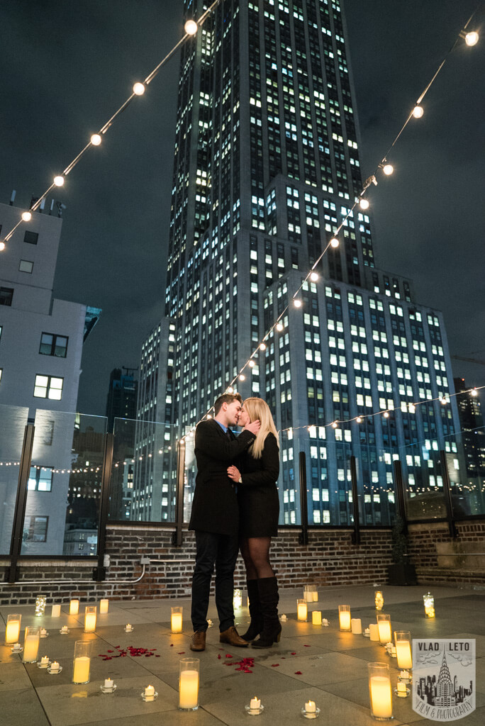 Proposal at Empire state building