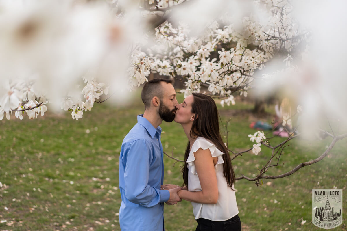 Vlad Leto engagement photographer in nyc