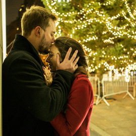 Brooklyn Bridge park marriage proposal.