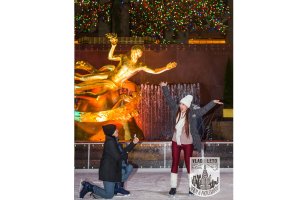 Rockefeller Center Ice Skating rink Marriage Proposal. Photographer Vlad Leto