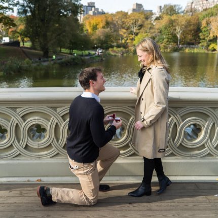 Bowbridge Surprise proposal, photographer Vlad Leto