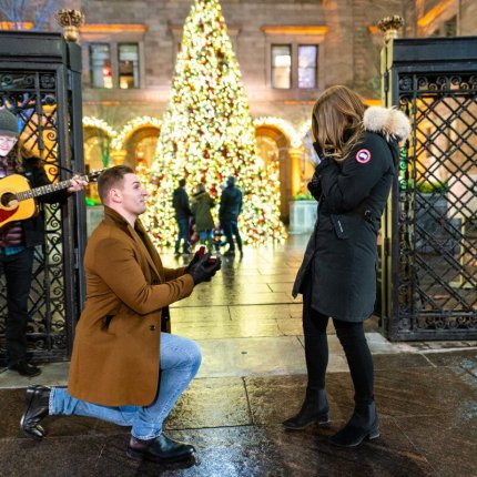 Lotte Palace Christmas Tree Proposal.