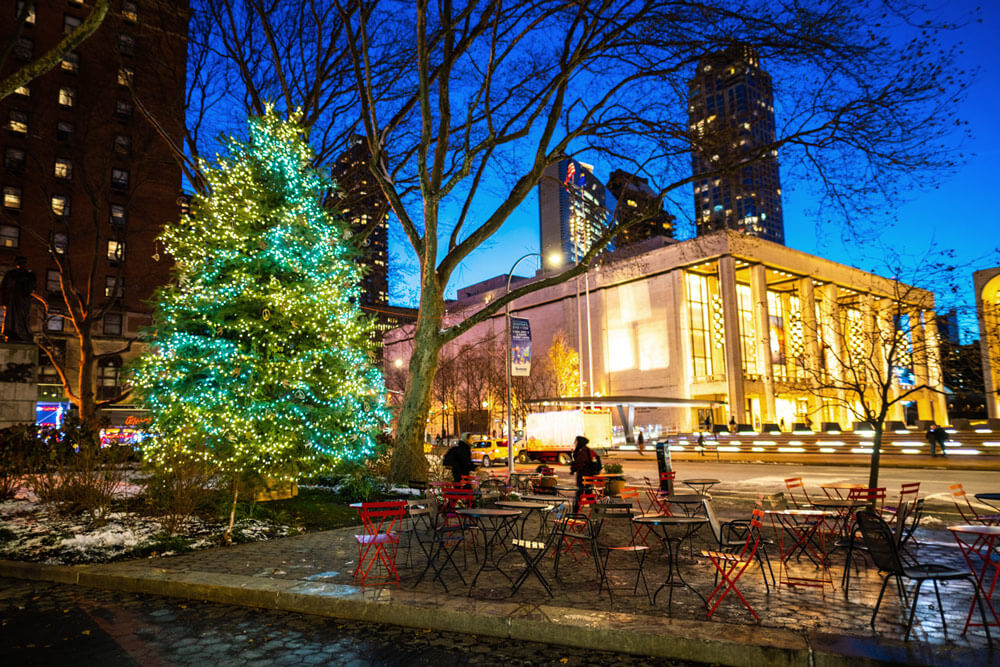 Wedding proposal at Lincoln Center Christmas tree